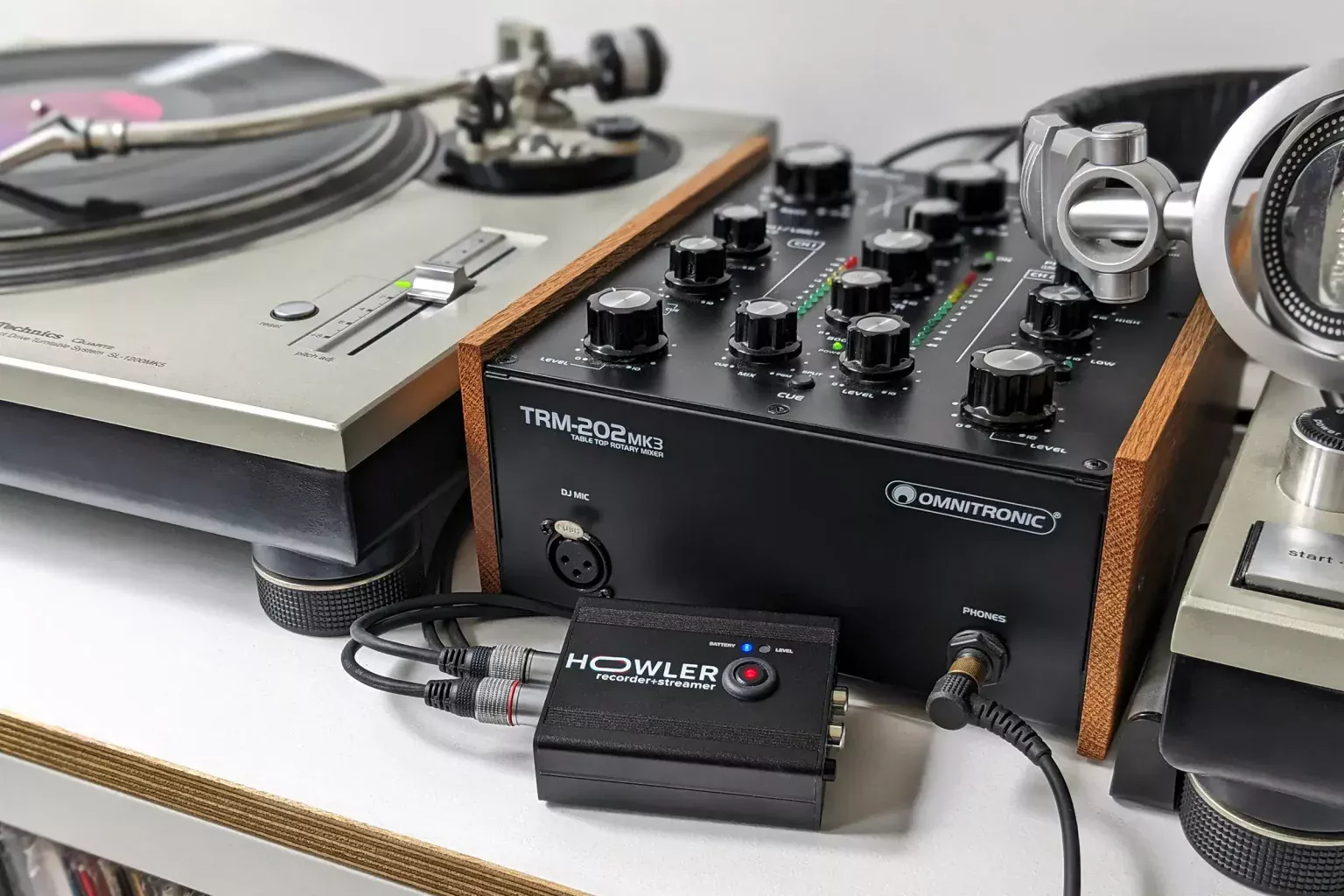 Howler recorder+streamer