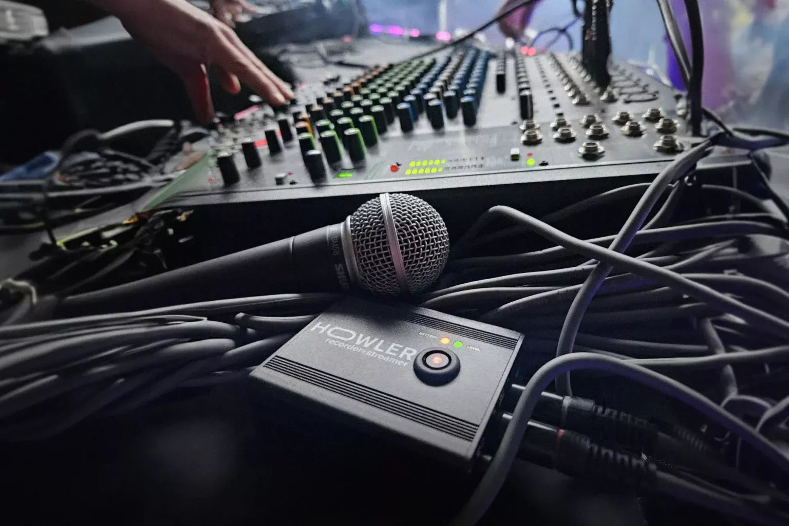 Howler recorder+streamer